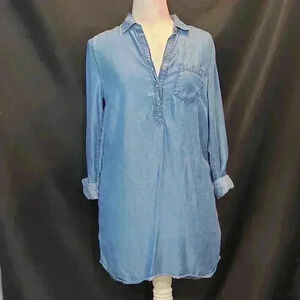 Forever 21 Long Sleeve Button Up Dress